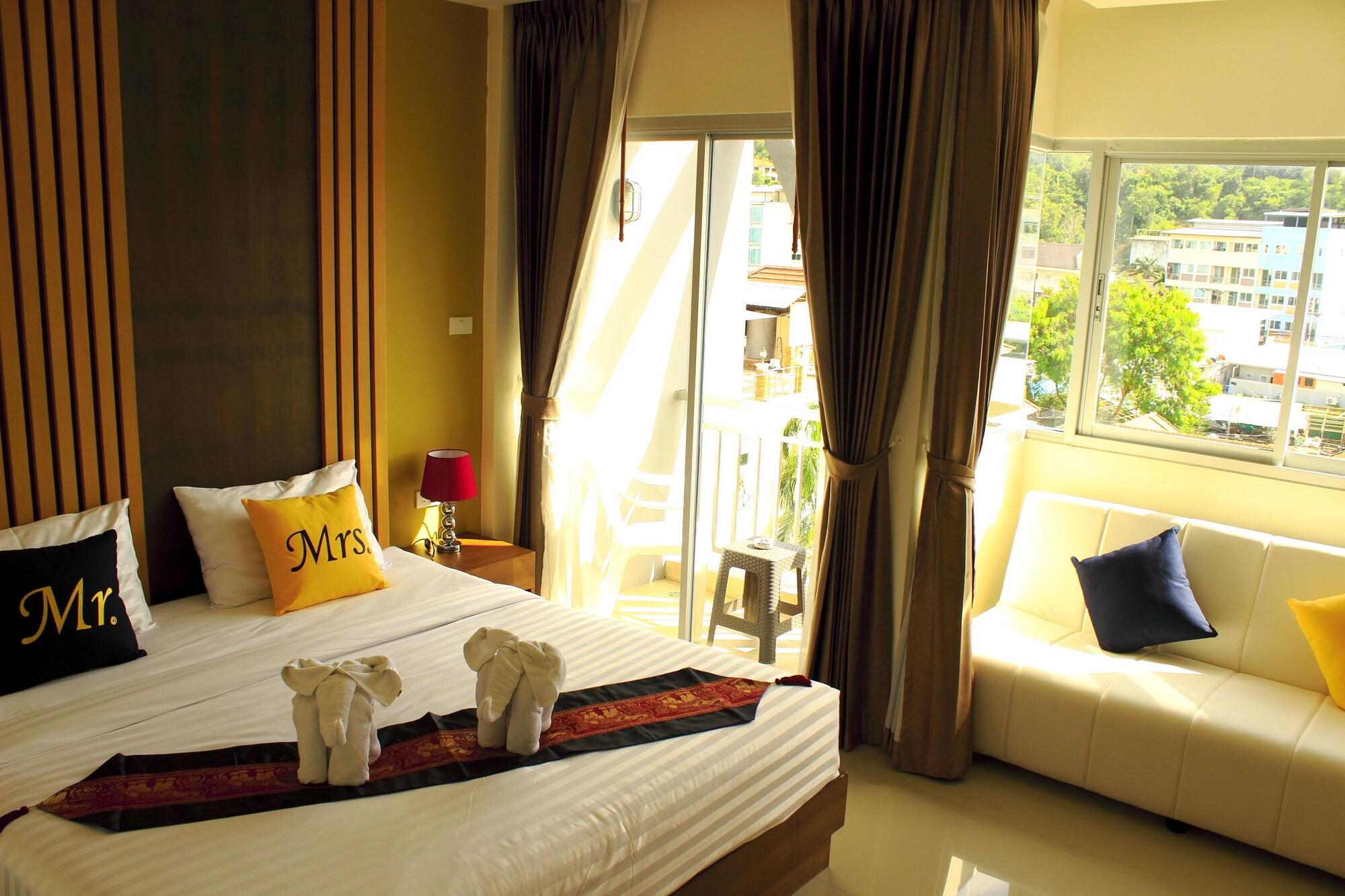 Tropical Sunset Hotel Patong Exterior photo